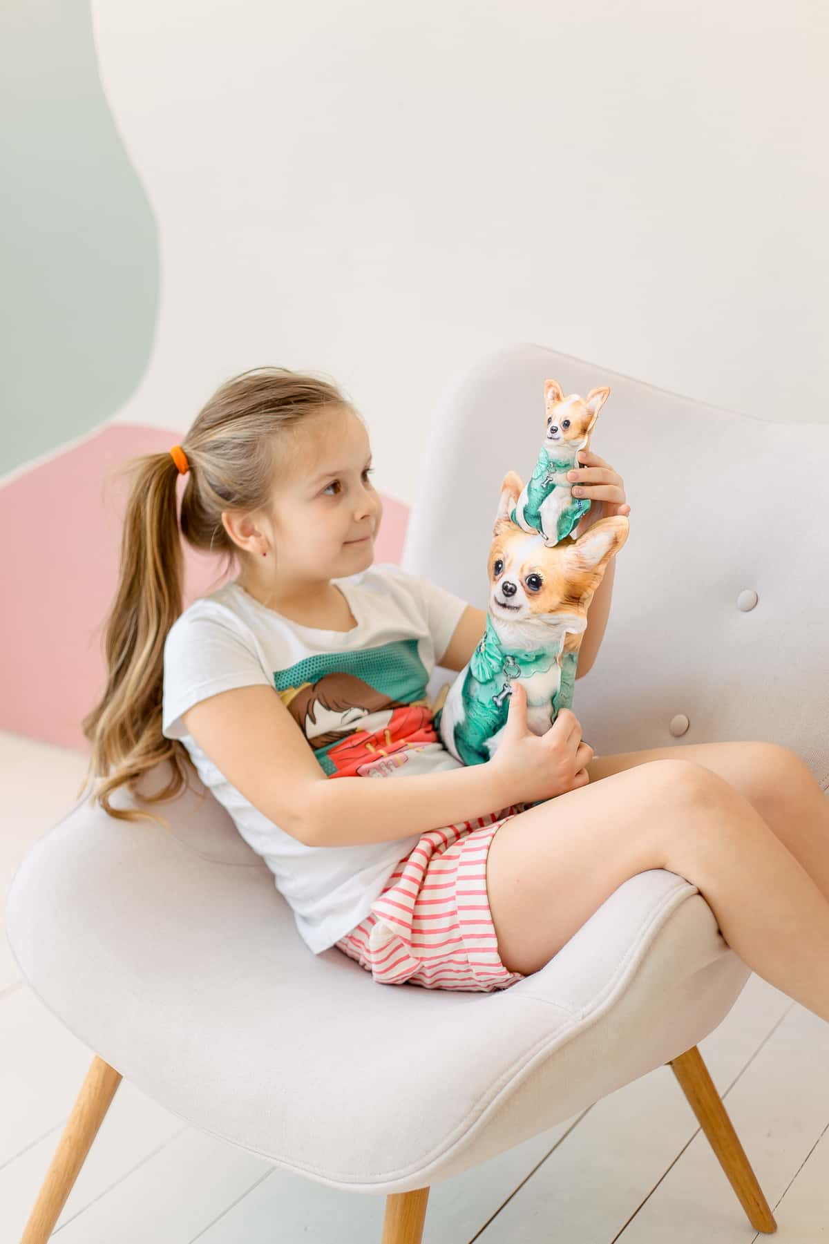 Realistic Chihuahua toy in a dress (S) - фото 3