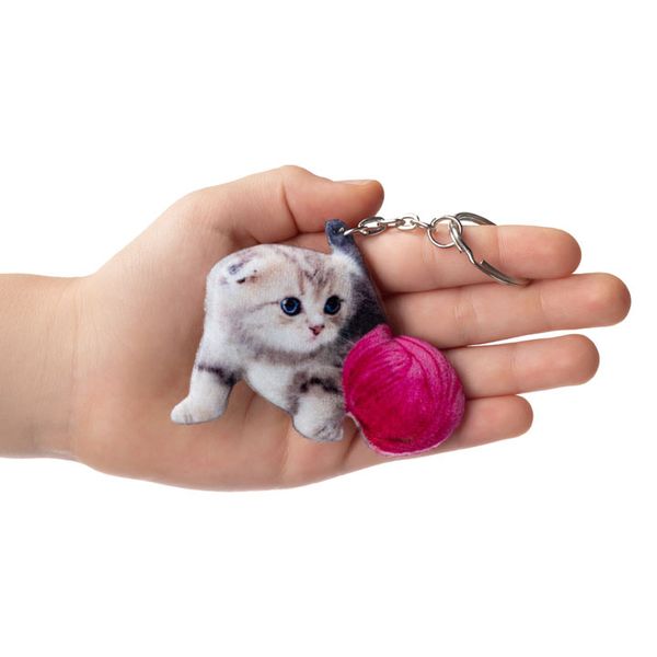 Keychain Kitten with a ball