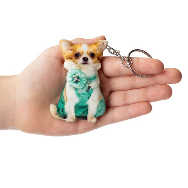 Keychain Chihuahua in a dress